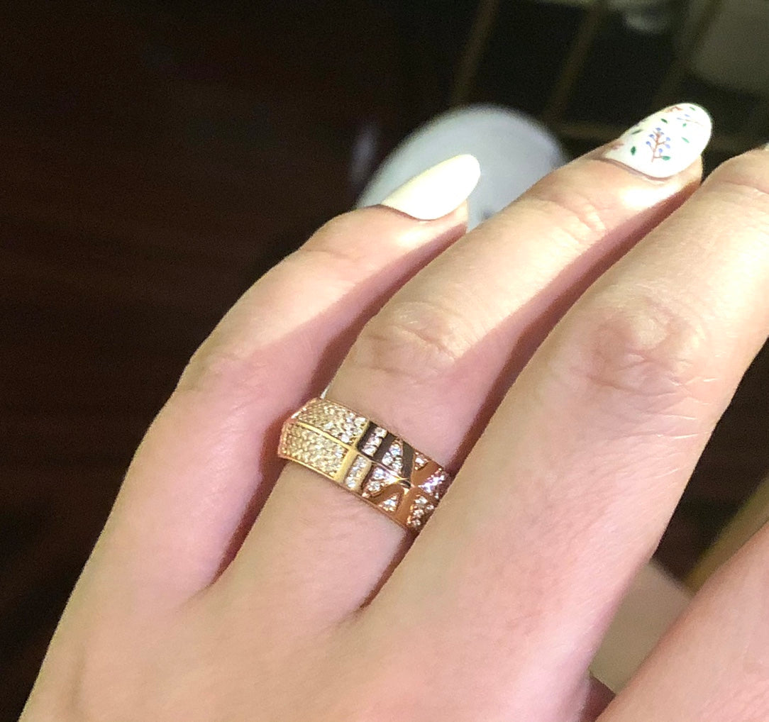 Tiffany Atlas x Closed Wide 18K Gold Ring product image 5, provided for visual reference and product detail review