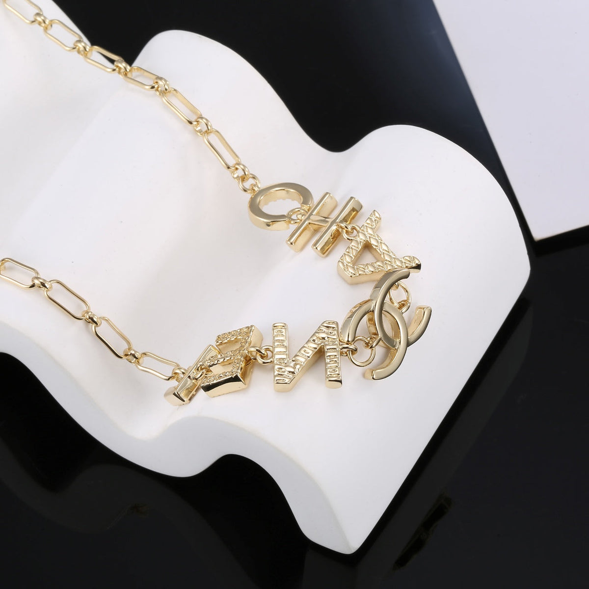 Chanel Script Chain 18K Gold Necklace product image 4, provided for visual reference and product detail review