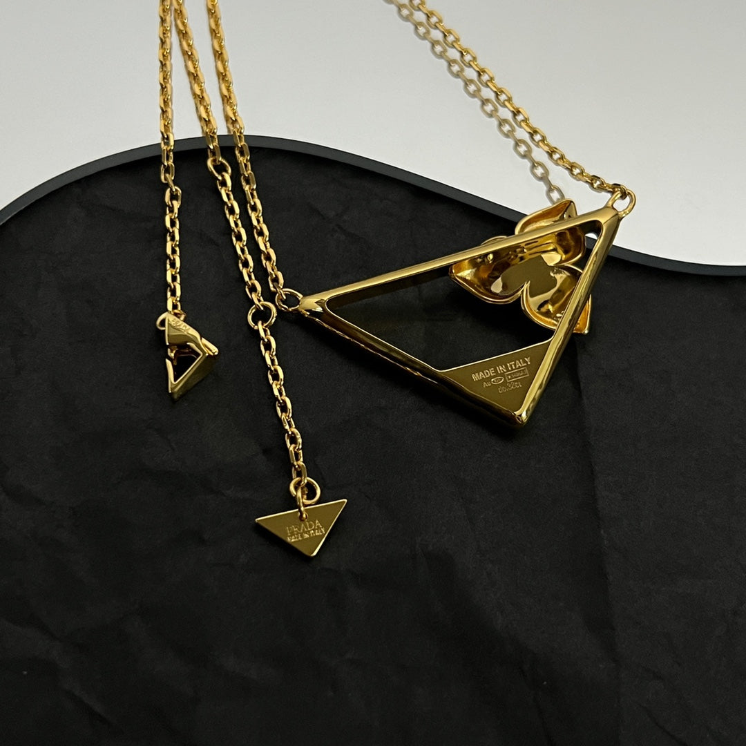 Victoire De Castellane 18K Gold Necklace product image 12, provided for visual reference and product detail review