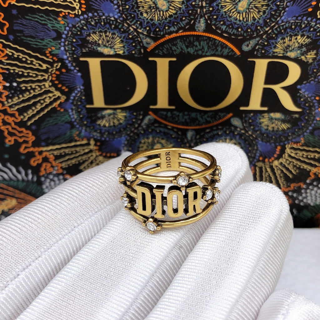 Dior Vintage 18K Gold Ring product image 3, provided for visual reference and product detail review
