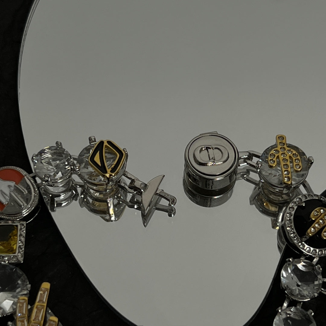 Dior x Cactus Jack GOAT 18K Gold Necklace product image 2, provided for visual reference and product detail review