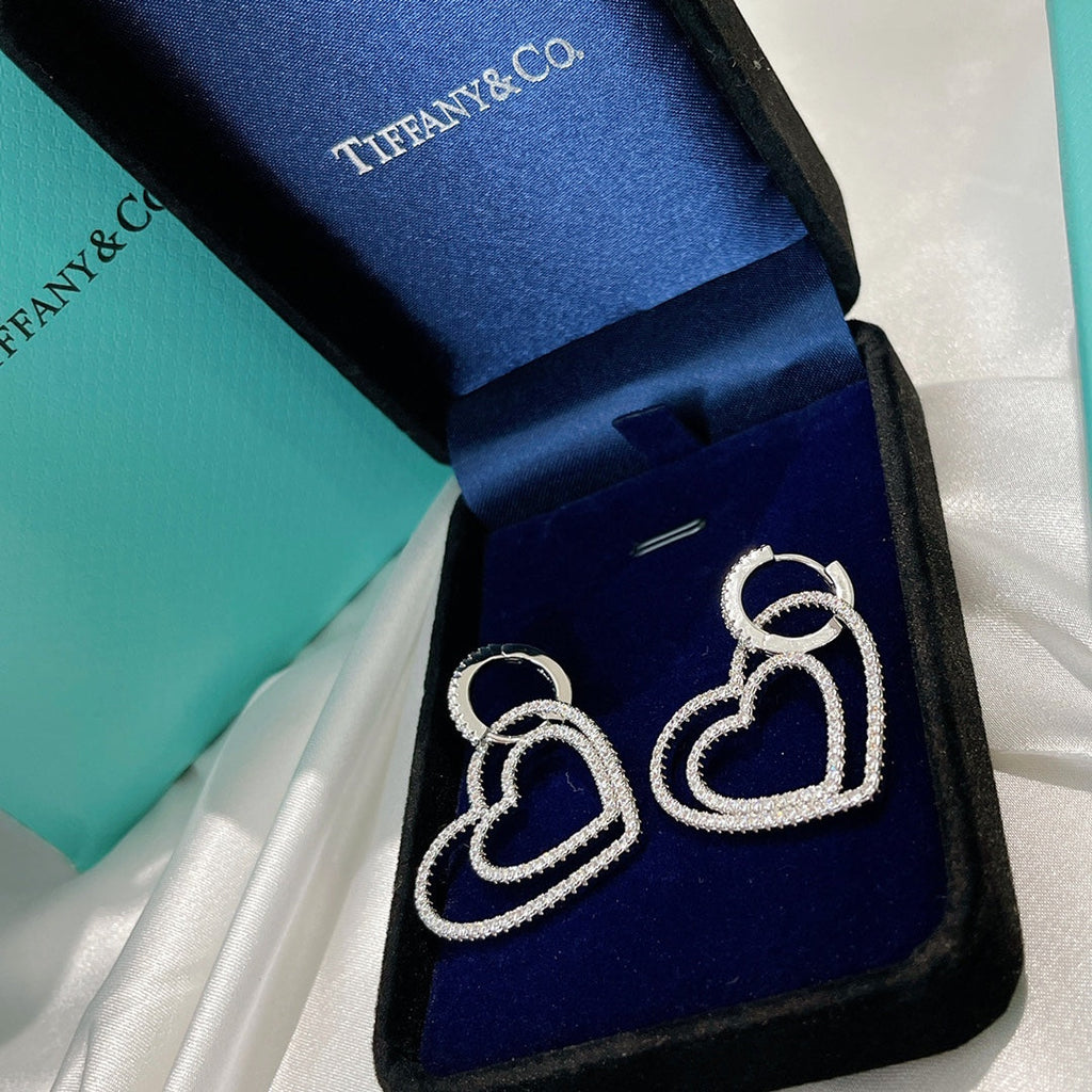 Tiffany Double Heart Diamond 18K Gold Earrings product image 8, provided for visual reference and product detail review