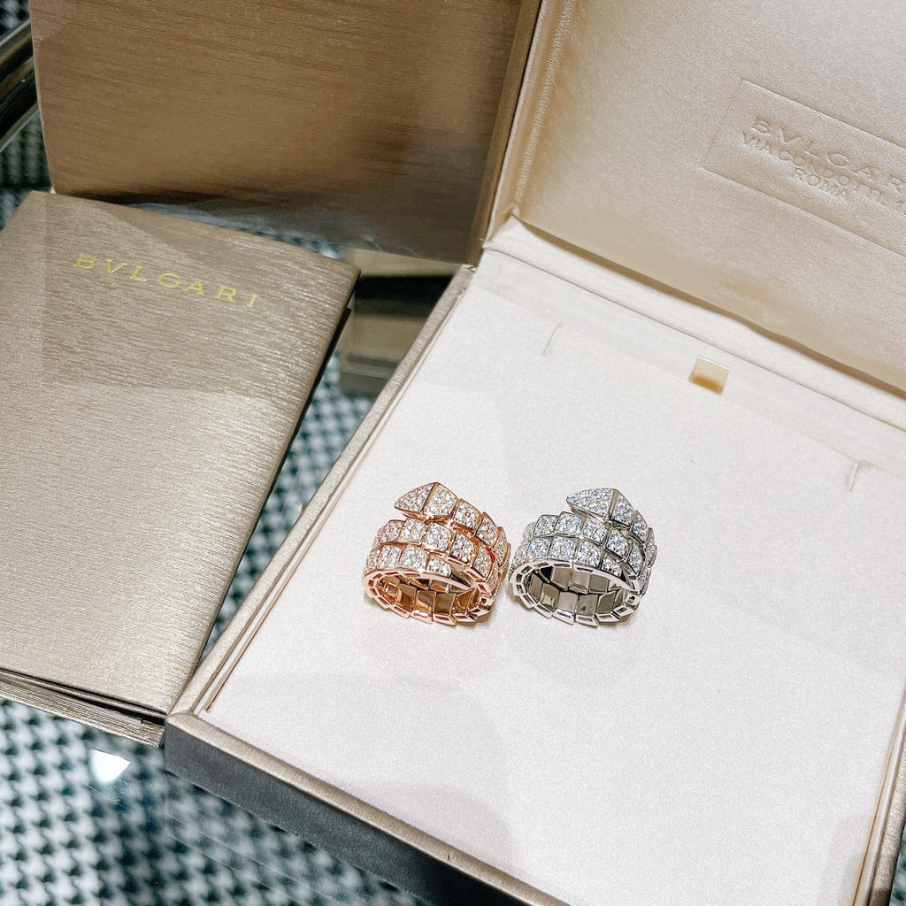 Bvlgari Serpenti Viper Full Pave Diamond 18K Gold Ring product image 10, provided for visual reference and product detail