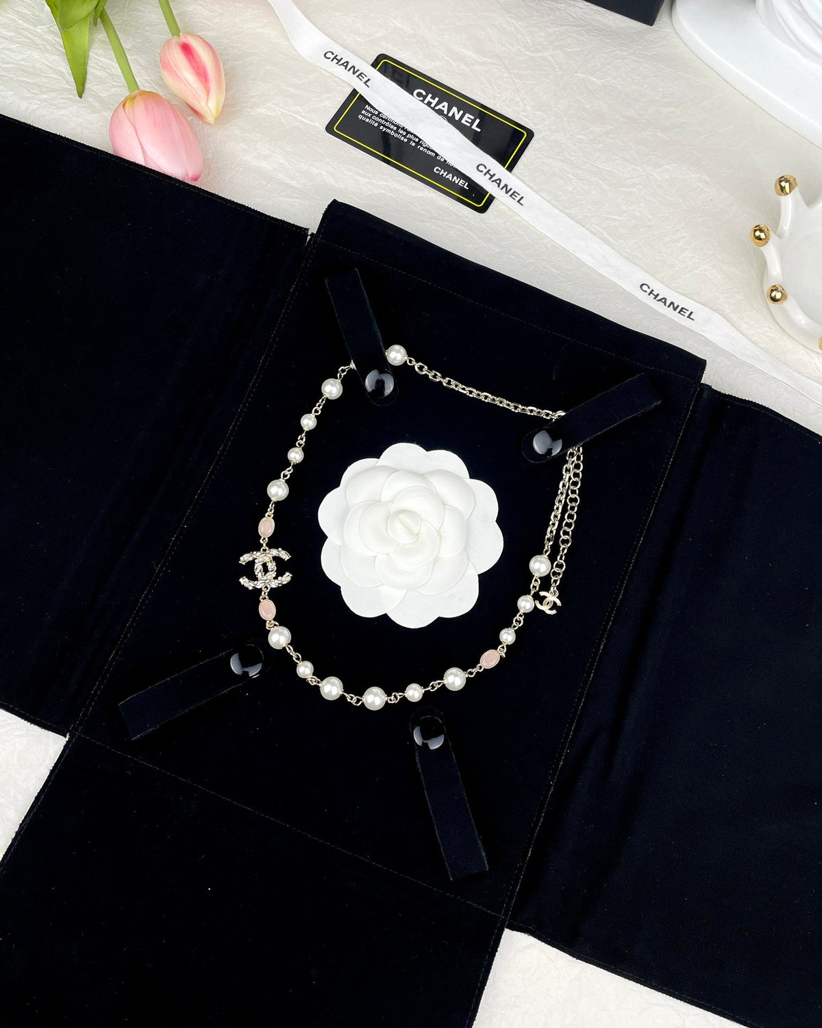 Chanel Pearls 18K Gold Necklace product image 9, provided for visual reference and product detail review