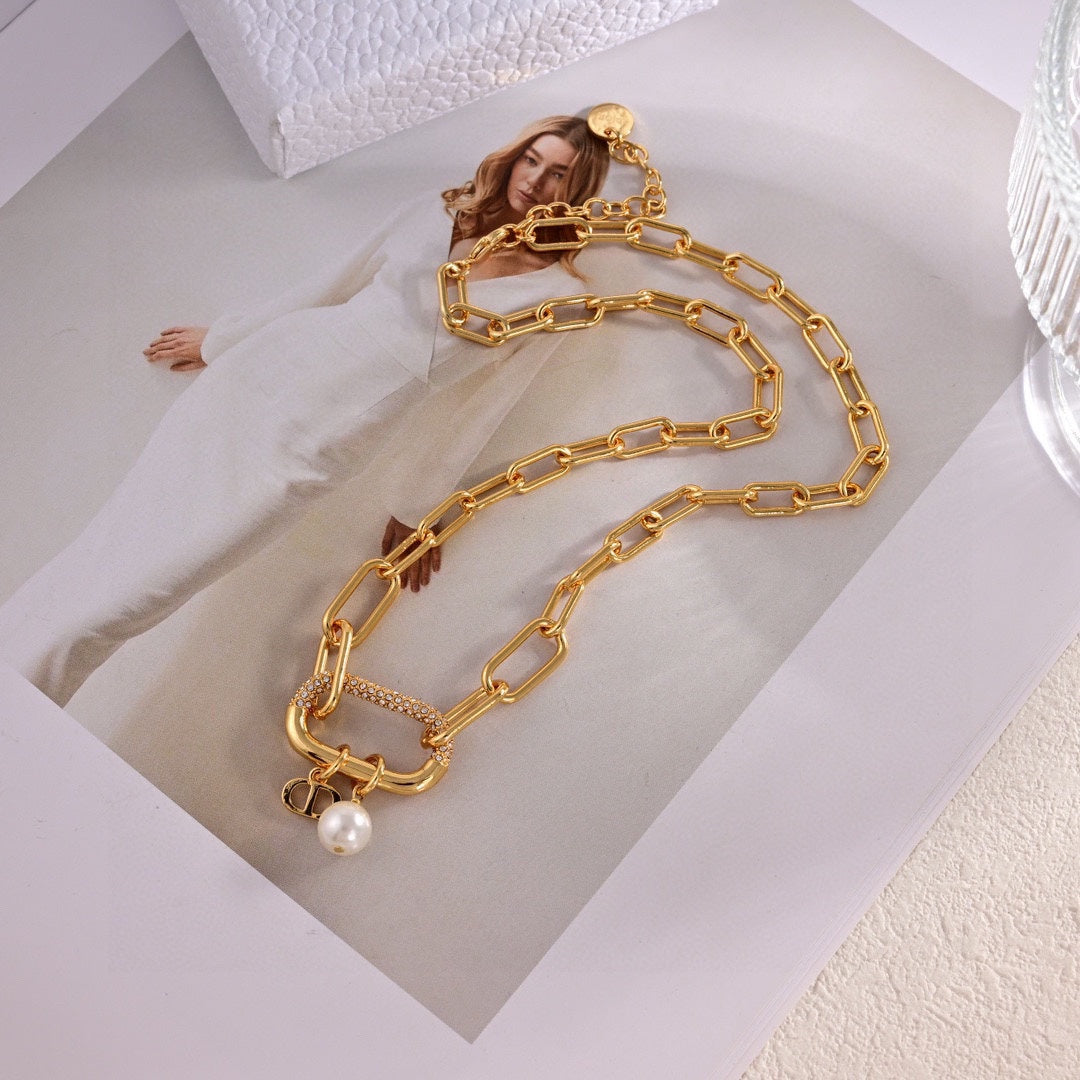 Dior D-Fusion 18K Gold Necklace product image 4, provided for visual reference and product detail review