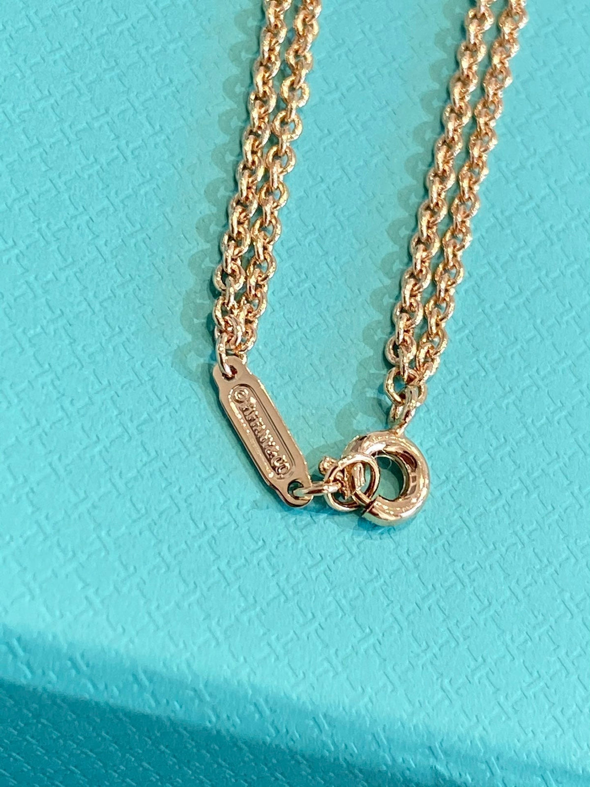Tiffany HardWear Double Link 18K Gold Necklace product image 4, provided for visual reference and product detail review