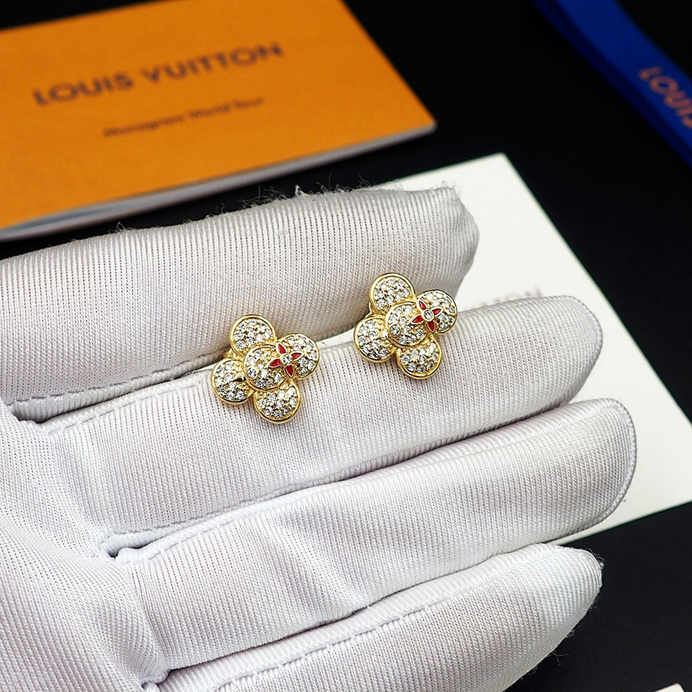 Louis Vuitton Vivienne Diamond 18K Gold Earrings product image 15, provided for visual reference and product detail review