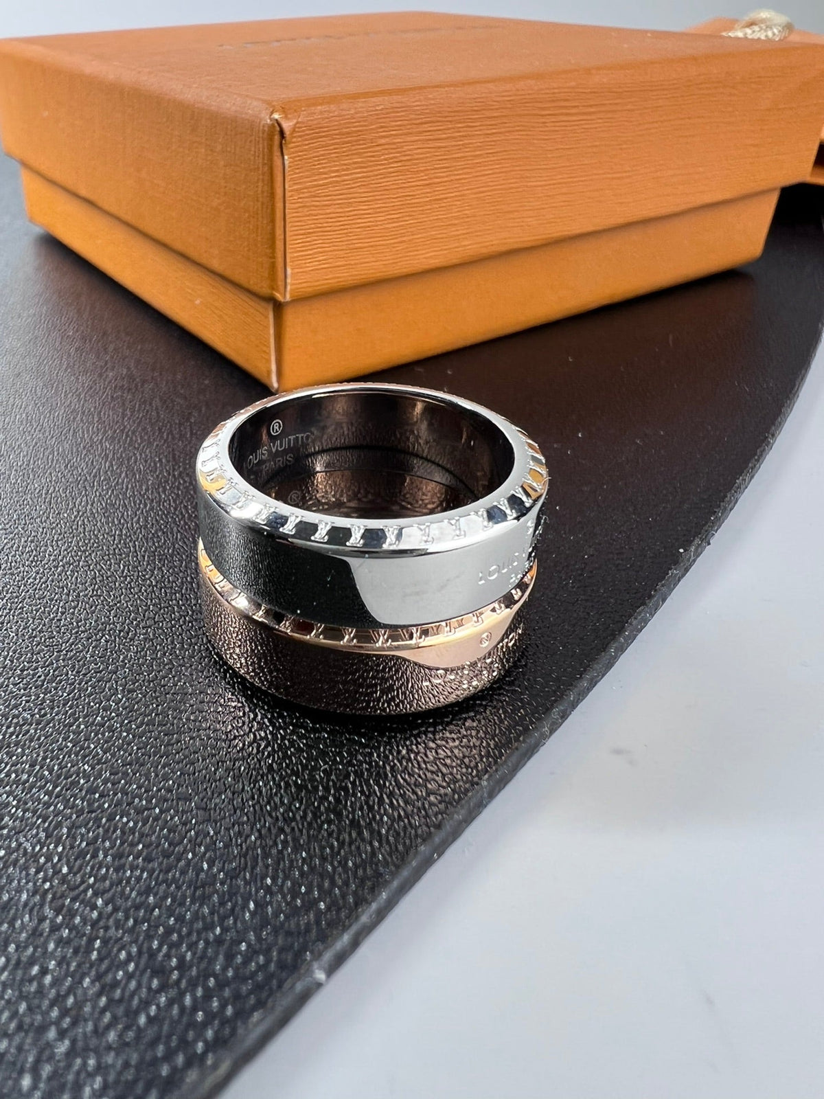 Louis Vuitton Vintage 18K Gold Ring product image 9, provided for visual reference and product detail review
