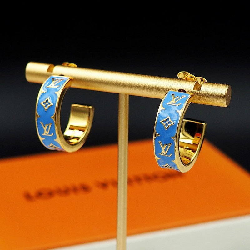 Louis Vuitton Nanogram Enamel 18K Gold Earrings product image 16, provided for visual reference and product detail review