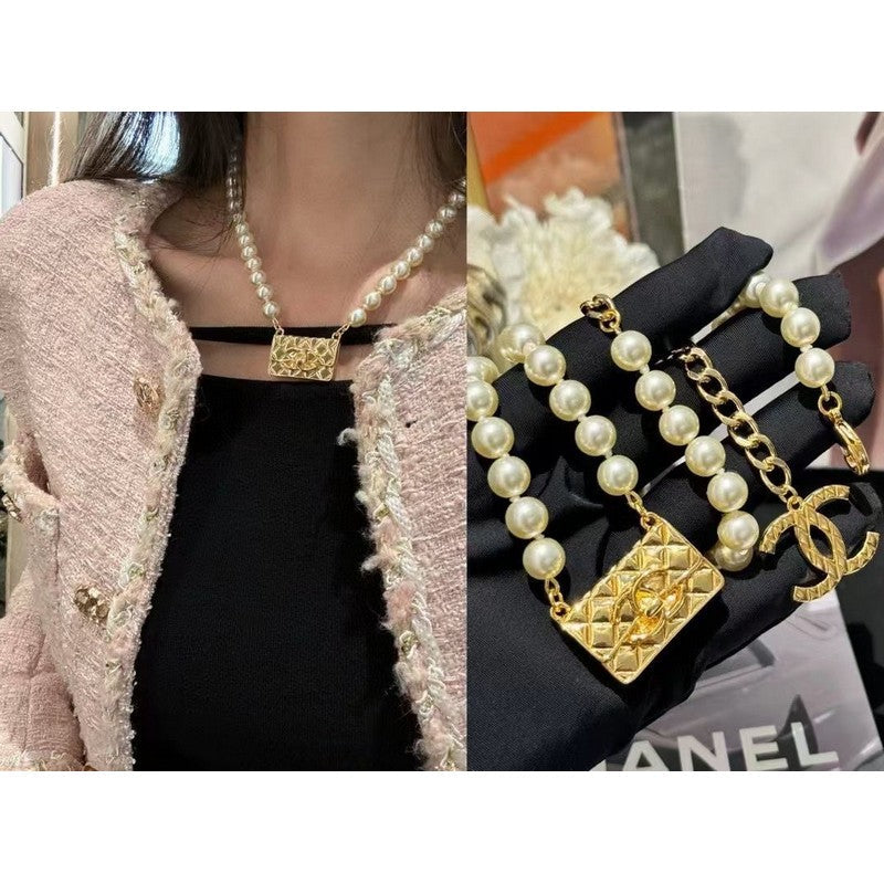 Chanel Pearl Bag Pendant 18K Gold Necklace product image 4, provided for visual reference and product detail review