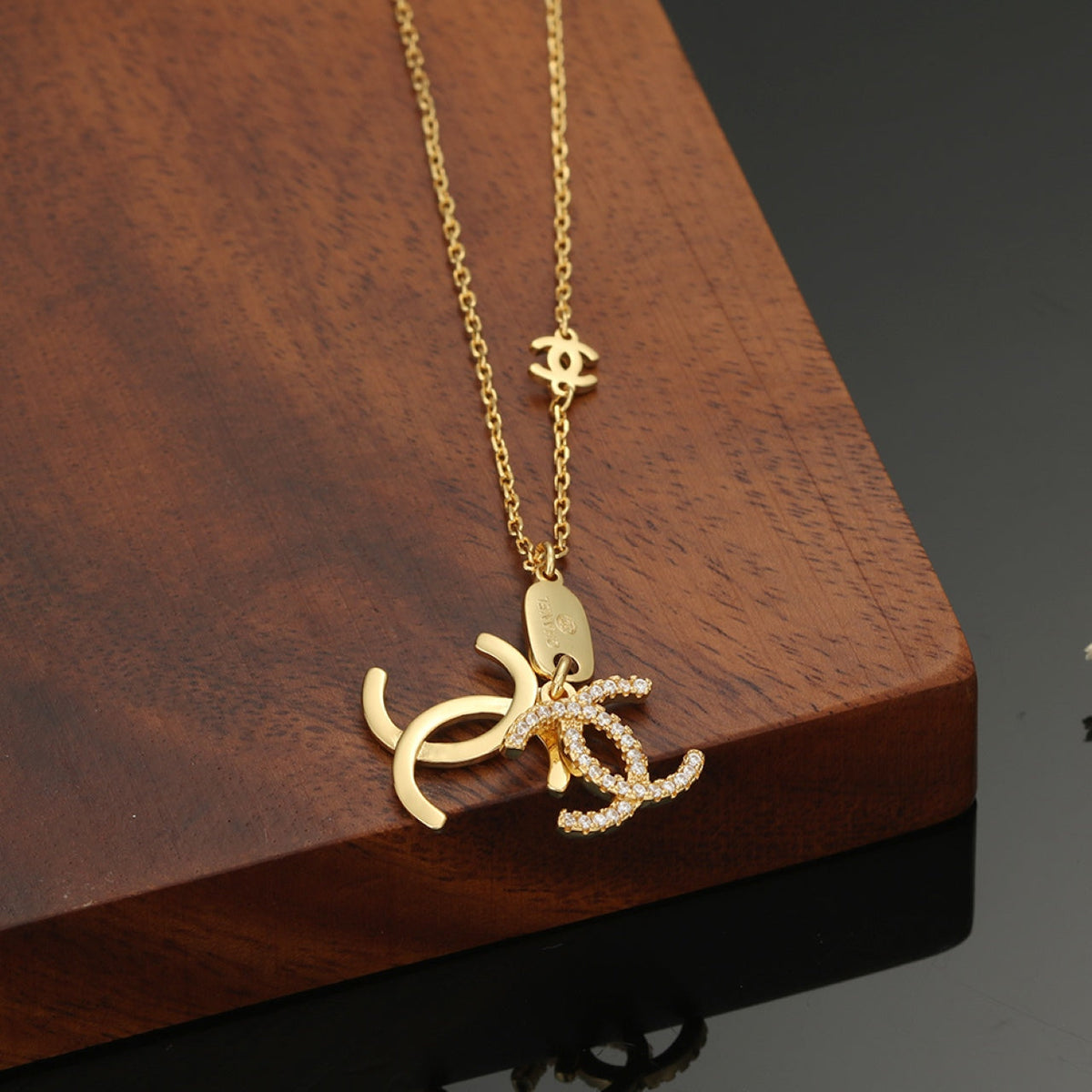 Chanel Diamond Long 18K Gold Necklace product image 9, provided for visual reference and product detail review