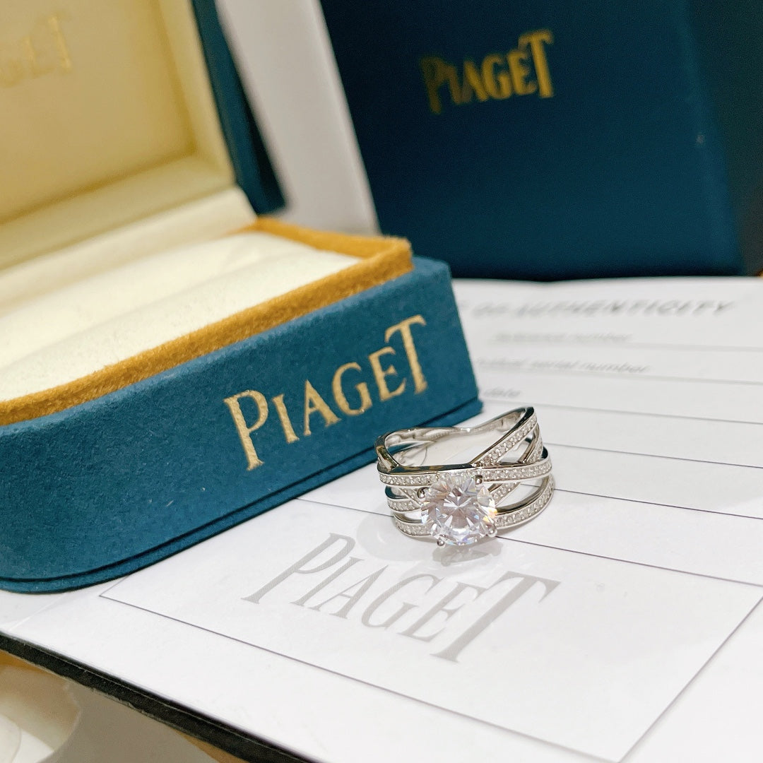 Limelight Jazz Party 18K Gold Ring product image 9, provided for visual reference and product detail review
