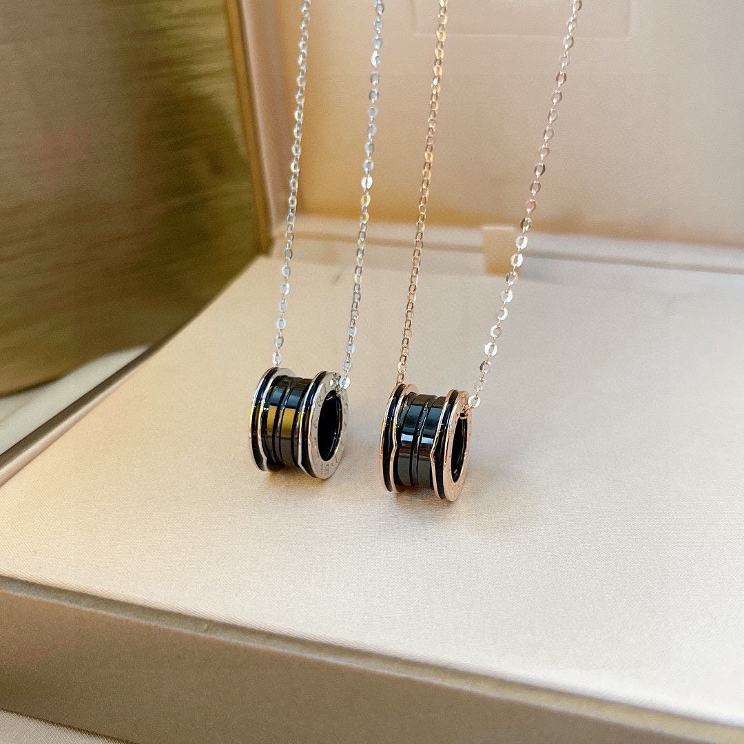 B.zero1 Black Ceramic 18K Gold Necklace product image 11, provided for visual reference and product detail review