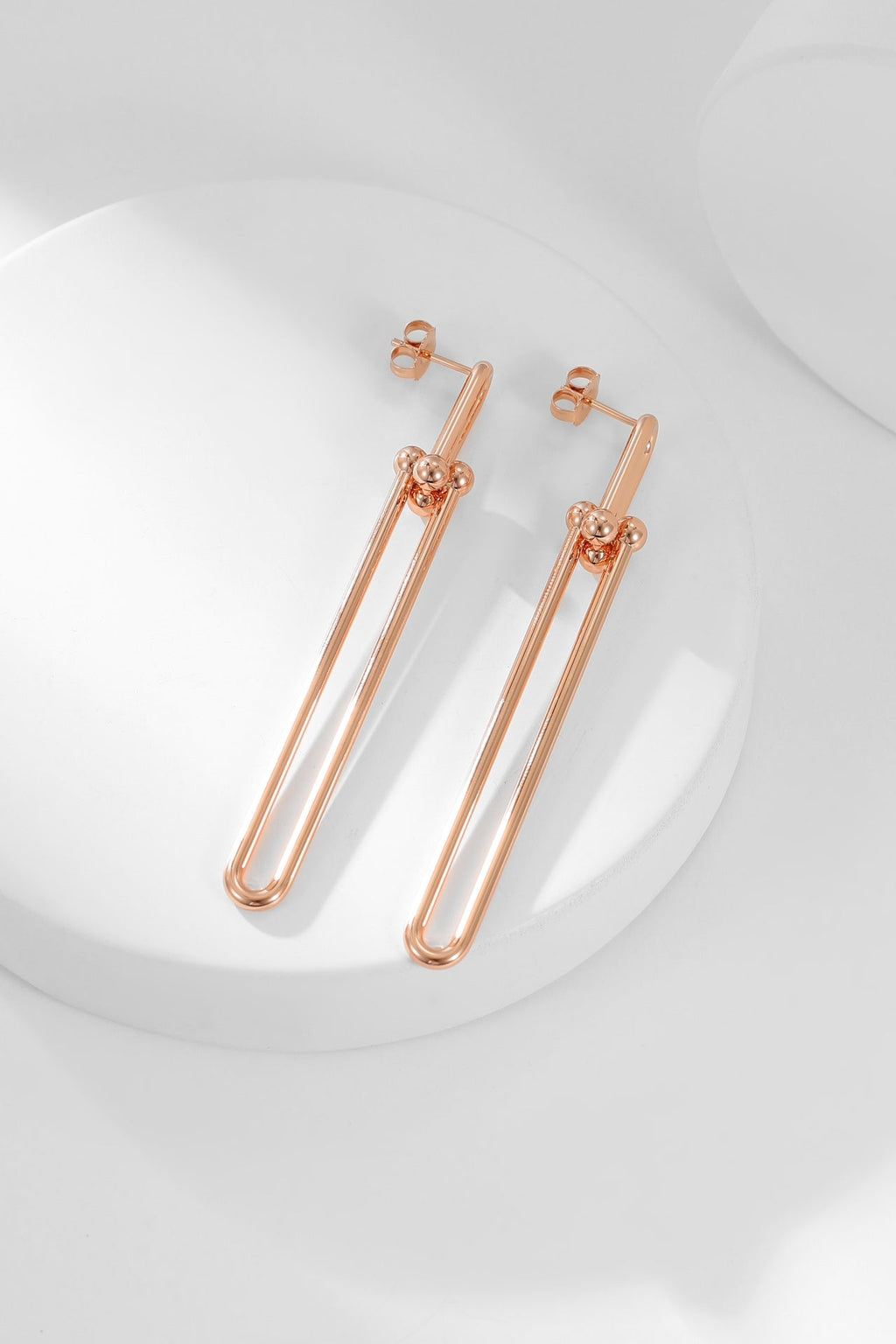 Tiffany HardWear Link 18K Gold Earrings product image 9, provided for visual reference and product detail review