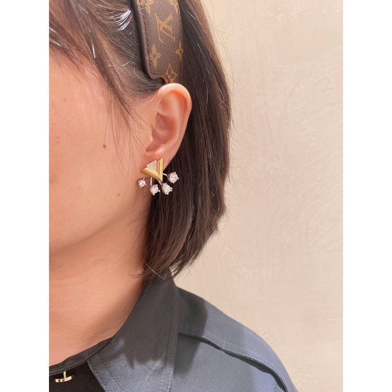 Louis Vuitton Diamomd 18K Gold Earrings product image 9, provided for visual reference and product detail review