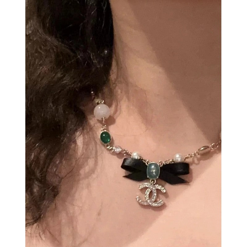 Chanel Crystal Bow 18K Gold Necklace product image 10, provided for visual reference and product detail review