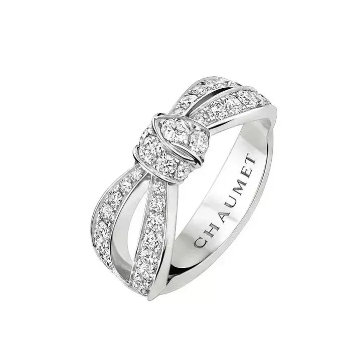 Diamond 18K Gold Ring product image 1, provided for visual reference and product detail review